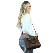 Cargar imagen en el visor de la galería, CARTERA OCULTA DE PIEL "BAILEY"