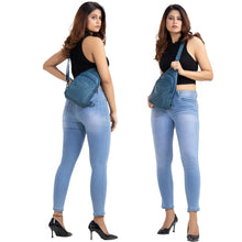 Cargar imagen en el visor de la galería, MOCHILA DE PIEL CON CEAL CARRY UNISEX "TAYLOR"