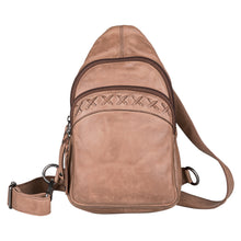 Cargar imagen en el visor de la galería, MOCHILA DE PIEL CON CEAL CARRY UNISEX "TAYLOR"