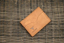 Cargar imagen en el visor de la galería, Cardini Leather Handmade Wallet – Rustic Tan